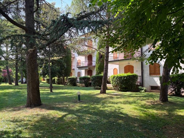 appartamento in vendita a Peschiera del Garda