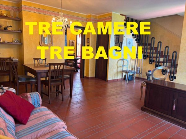 casa indipendente in vendita a Peschiera del Garda