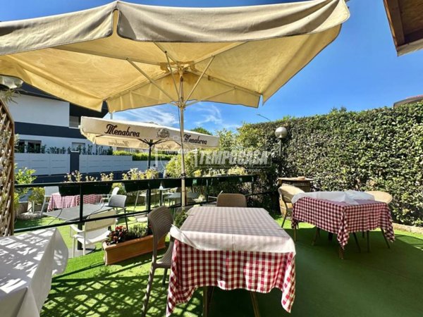 negozio in vendita a Peschiera del Garda