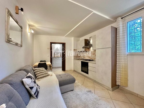appartamento in vendita a Peschiera del Garda
