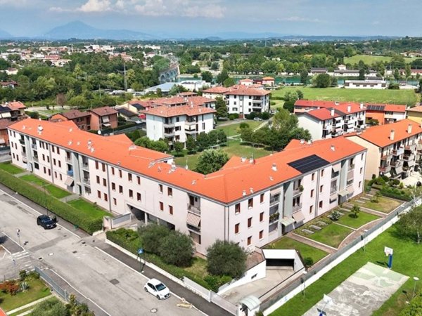 appartamento in vendita a Peschiera del Garda