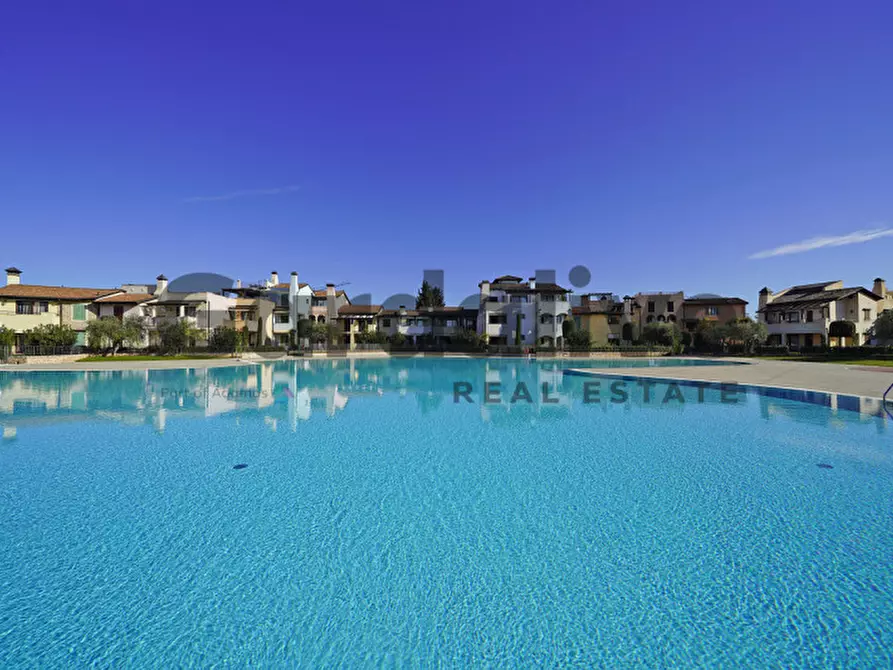 appartamento in vendita a Peschiera del Garda in zona San Benedetto di Lugana