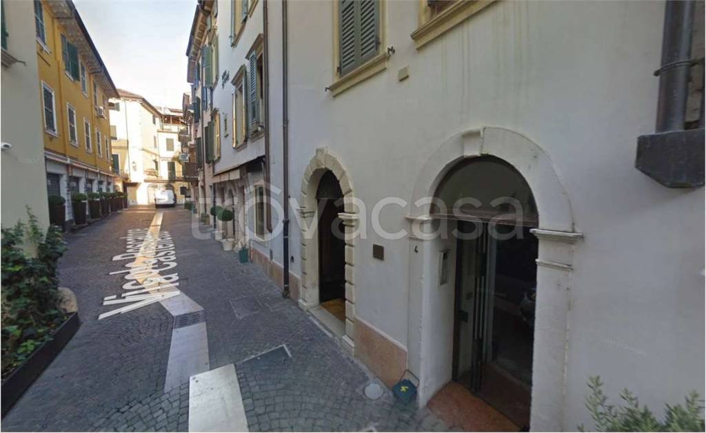 appartamento in vendita a Peschiera del Garda