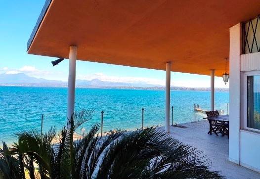 casa indipendente in vendita a Peschiera del Garda