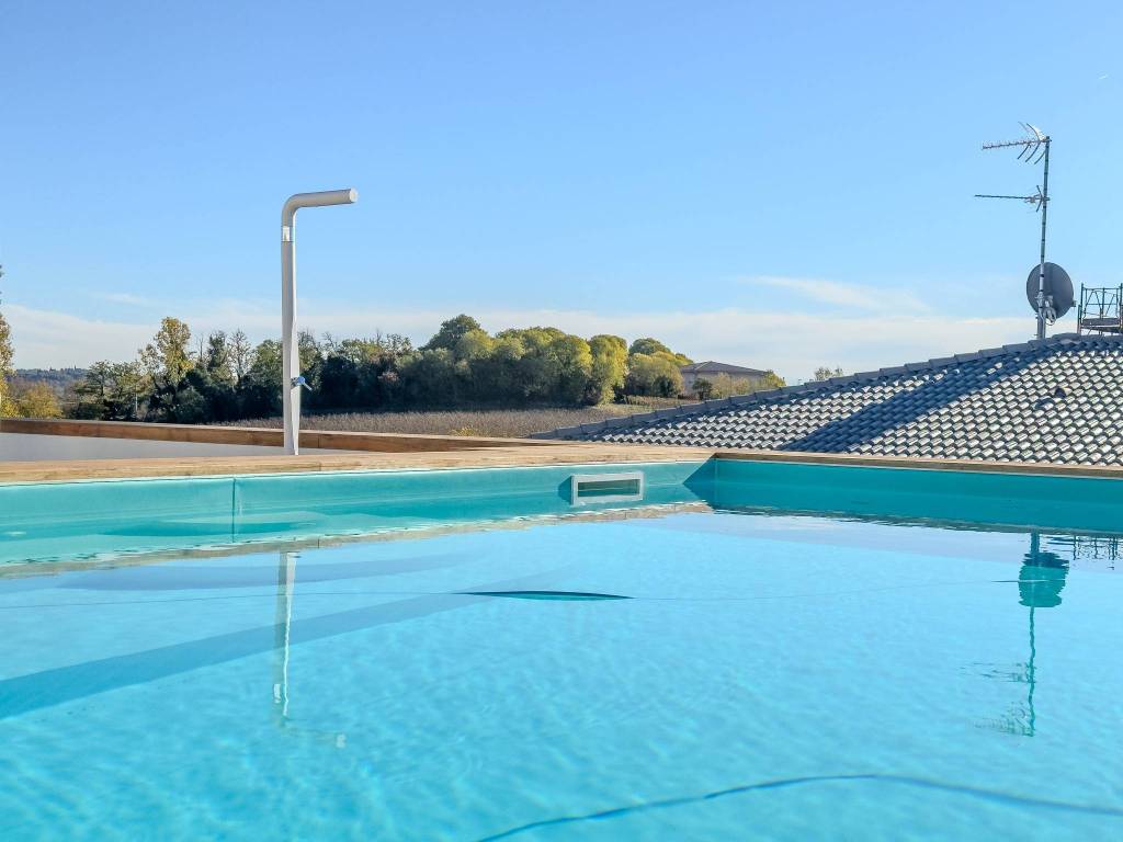 casa indipendente in vendita a Peschiera del Garda