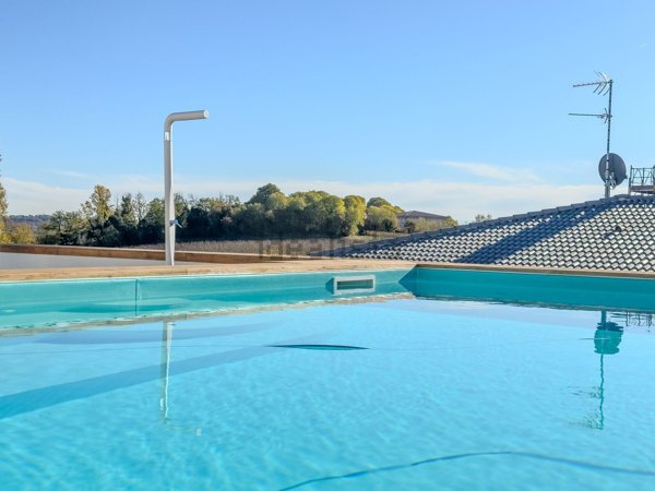 casa indipendente in vendita a Peschiera del Garda