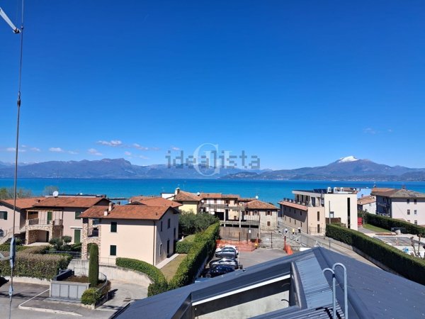 appartamento in vendita a Peschiera del Garda