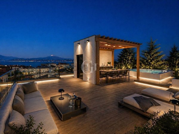 appartamento in vendita a Peschiera del Garda