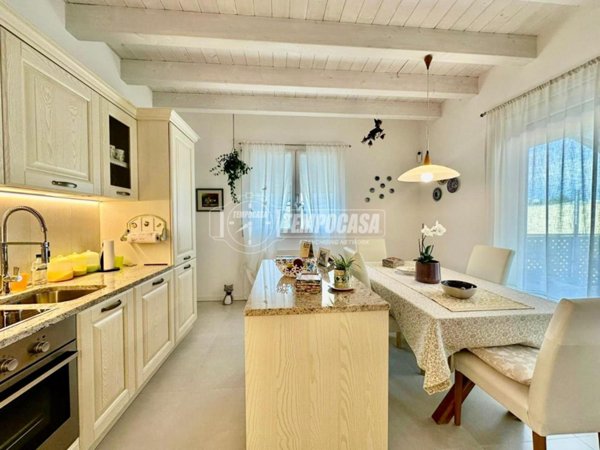 appartamento in vendita a Peschiera del Garda