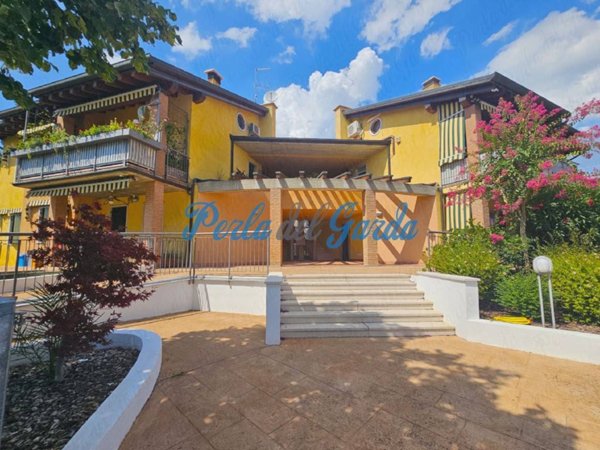 appartamento in vendita a Peschiera del Garda