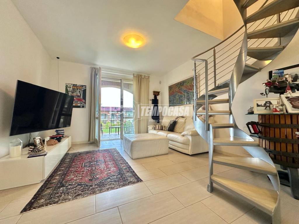 appartamento in vendita a Peschiera del Garda in zona San Benedetto di Lugana