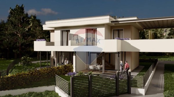 casa indipendente in vendita a Peschiera del Garda