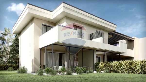 casa indipendente in vendita a Peschiera del Garda