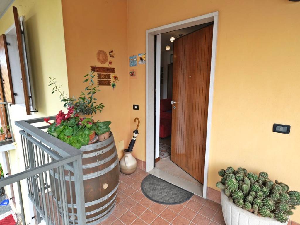appartamento in vendita a Peschiera del Garda