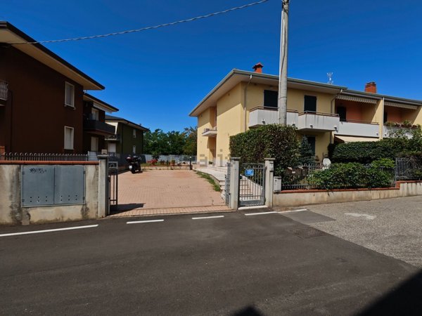 appartamento in vendita a Peschiera del Garda