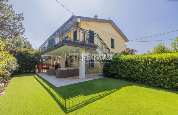 appartamento in vendita a Peschiera del Garda