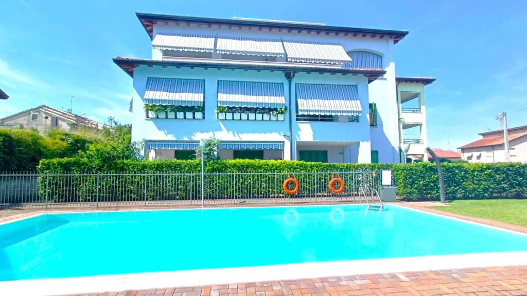 appartamento in vendita a Peschiera del Garda