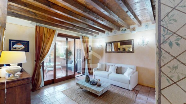 appartamento in vendita a Peschiera del Garda
