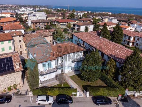 appartamento in vendita a Peschiera del Garda in zona San Benedetto di Lugana
