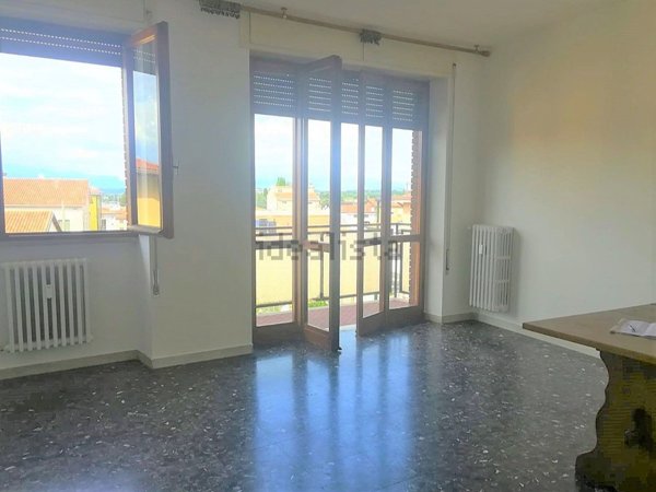 appartamento in vendita a Peschiera del Garda
