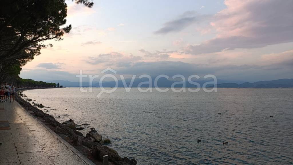 appartamento in vendita a Peschiera del Garda