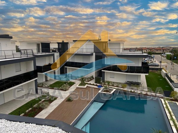 appartamento in vendita a Peschiera del Garda in zona San Benedetto di Lugana