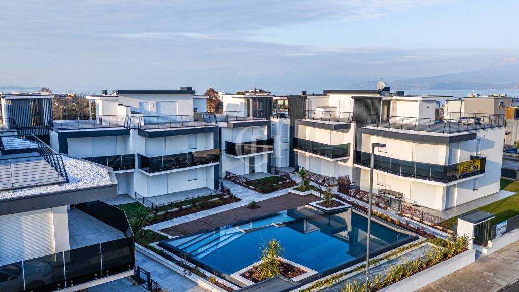 appartamento in vendita a Peschiera del Garda in zona San Benedetto di Lugana