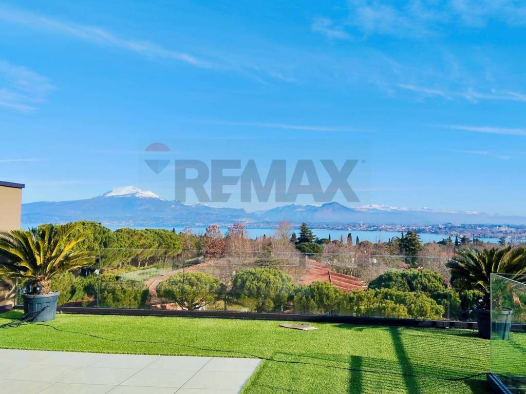 appartamento in vendita a Peschiera del Garda