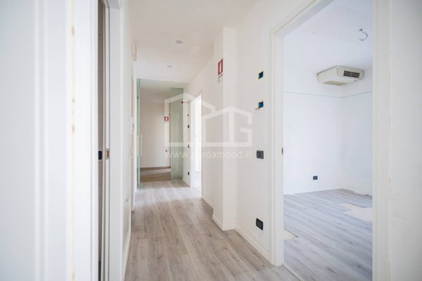 appartamento in vendita a Peschiera del Garda