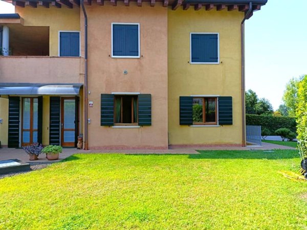 appartamento in vendita a Peschiera del Garda