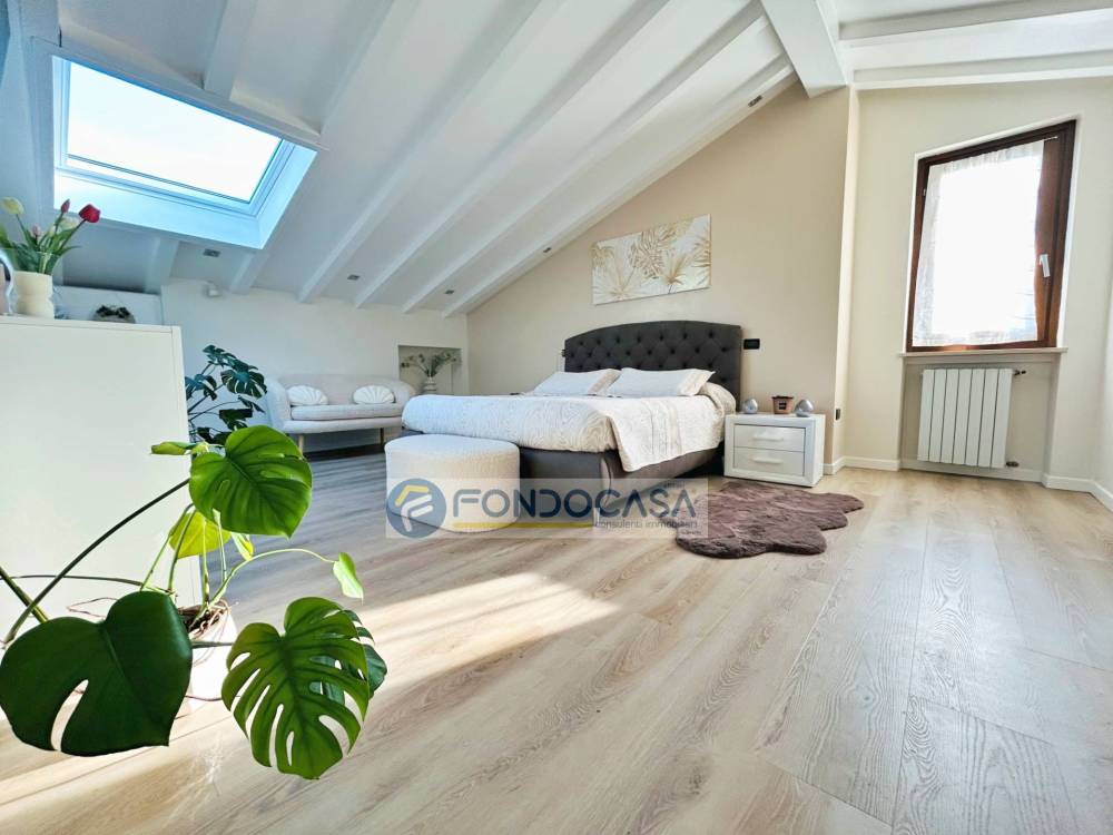 appartamento in vendita a Peschiera del Garda