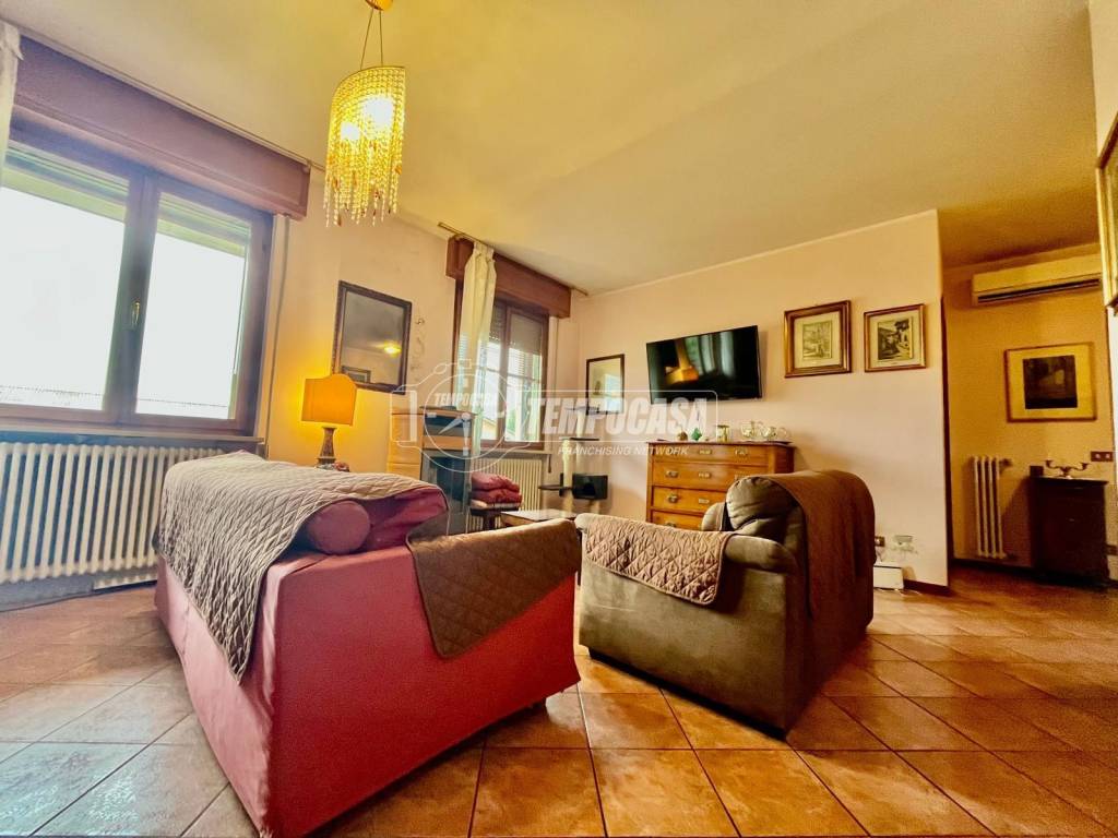 appartamento in vendita a Peschiera del Garda