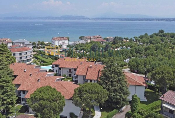 appartamento in vendita a Peschiera del Garda in zona San Benedetto di Lugana