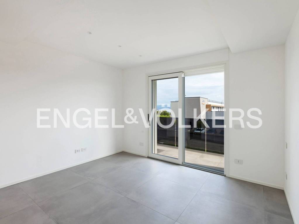 appartamento in vendita a Peschiera del Garda