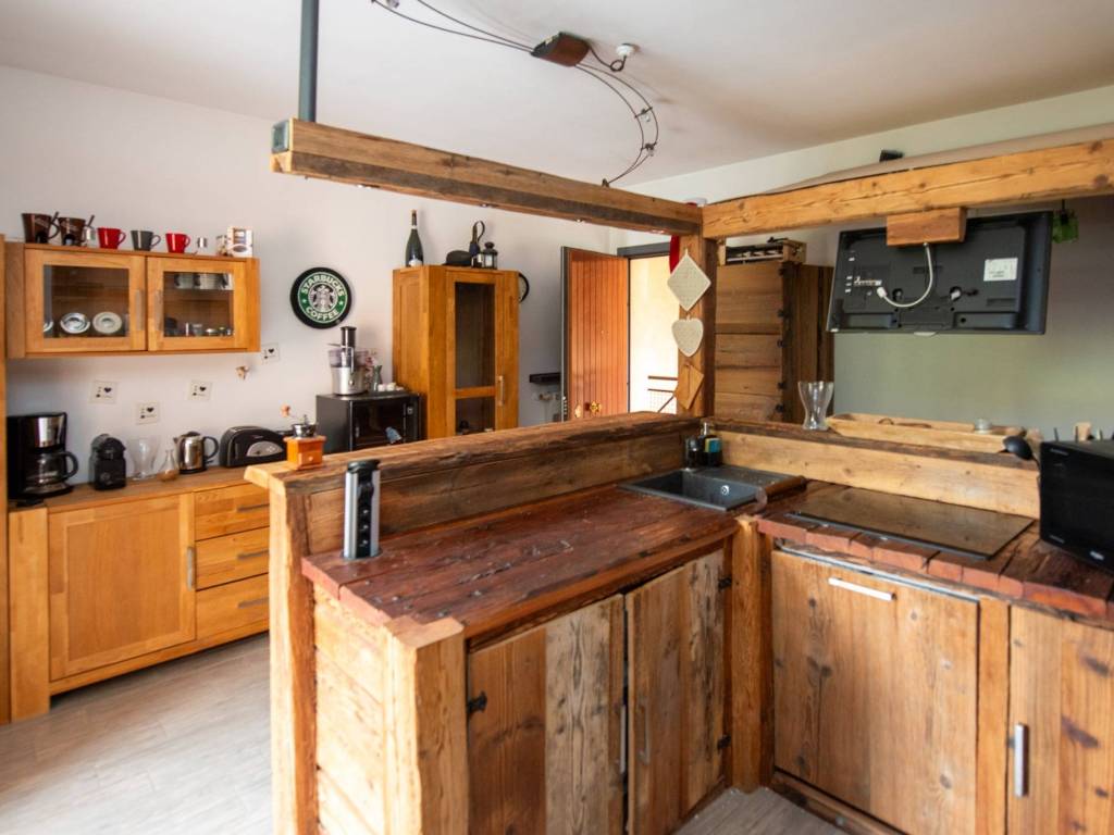 appartamento in vendita a Peschiera del Garda in zona Dolci