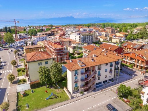 appartamento in vendita a Peschiera del Garda