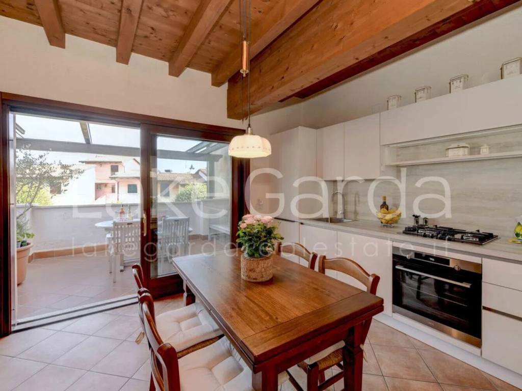 appartamento in vendita a Peschiera del Garda