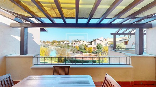 appartamento in vendita a Peschiera del Garda in zona San Benedetto di Lugana