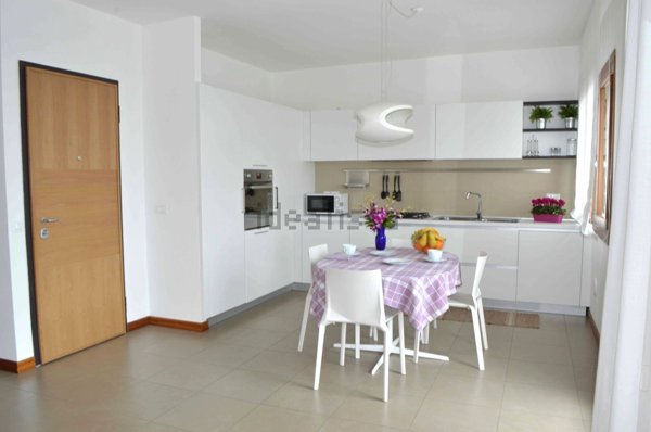 appartamento in vendita a Peschiera del Garda