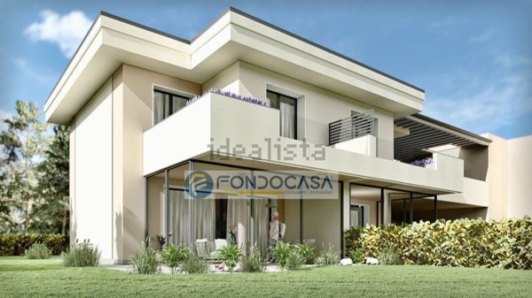 casa indipendente in vendita a Peschiera del Garda