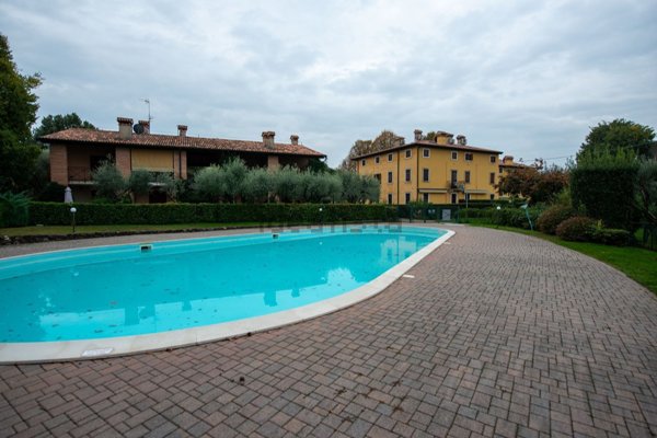 appartamento in vendita a Peschiera del Garda