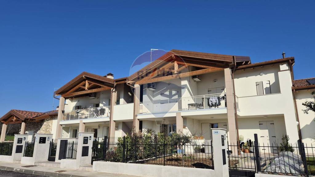 appartamento in vendita a Peschiera del Garda