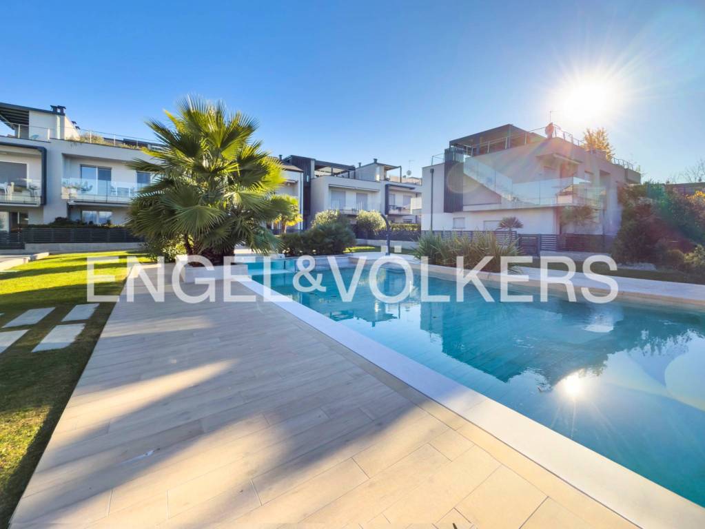 appartamento in vendita a Peschiera del Garda in zona San Benedetto di Lugana