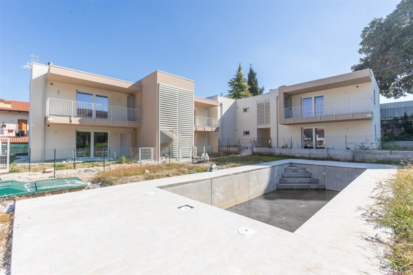 appartamento in vendita a Peschiera del Garda