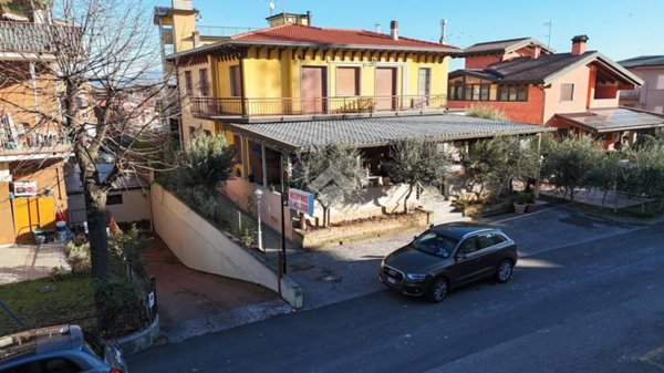 negozio in vendita a Peschiera del Garda