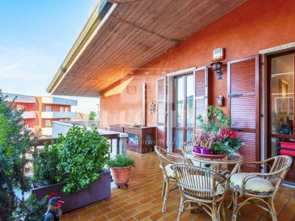 appartamento in vendita a Peschiera del Garda