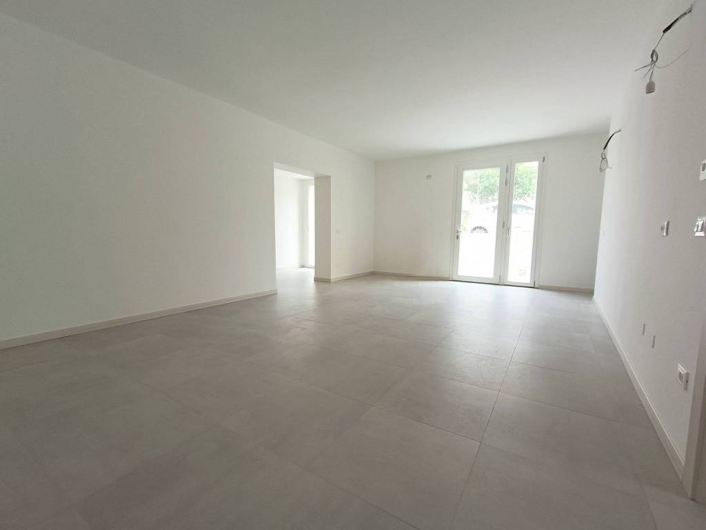 appartamento in vendita a Peschiera del Garda