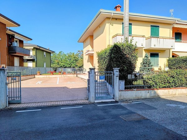 appartamento in vendita a Peschiera del Garda