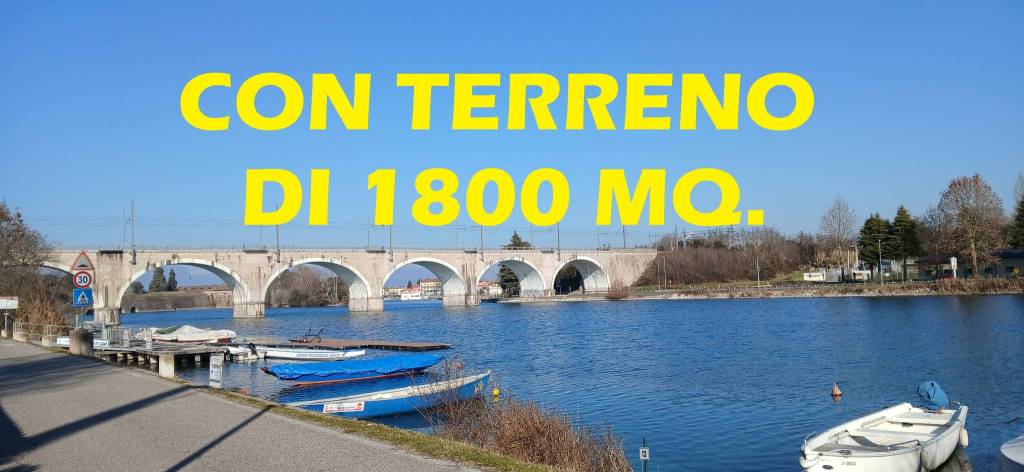 appartamento in vendita a Peschiera del Garda