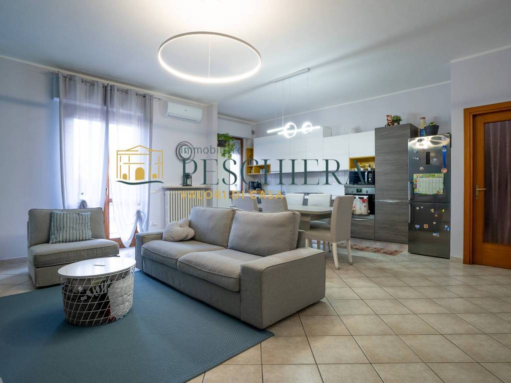 appartamento in vendita a Peschiera del Garda